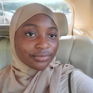 Meet your Posher, Kareemat